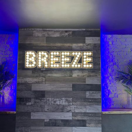 Breeze Suites - Luxury Group Accom - Sleeps 19 Blackpool Exterior foto